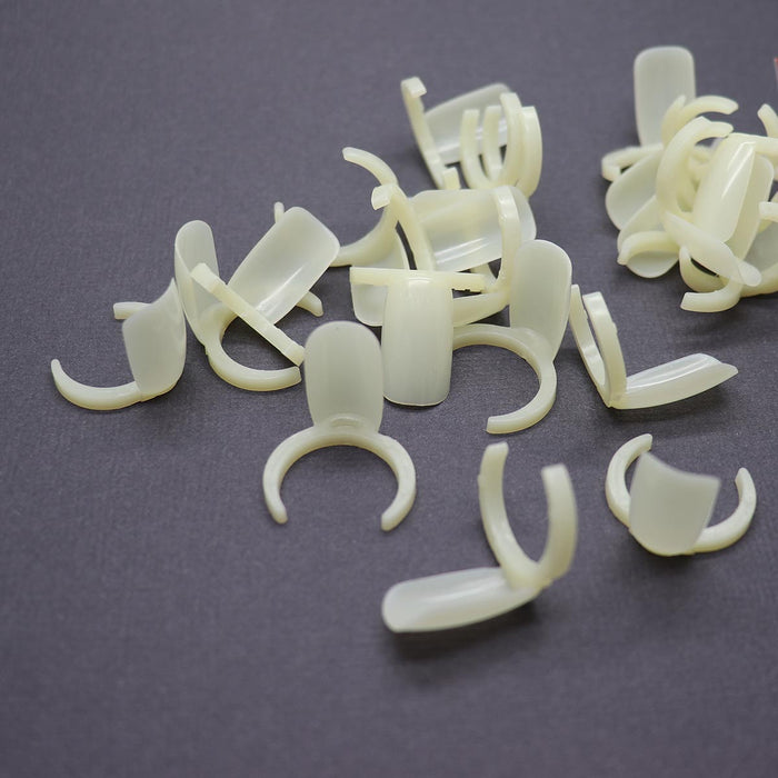 Clip on swatch displays for nail polish image 1