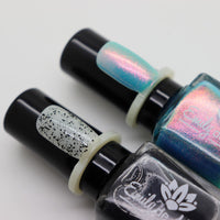 Clip on swatch displays for nail polish image 0