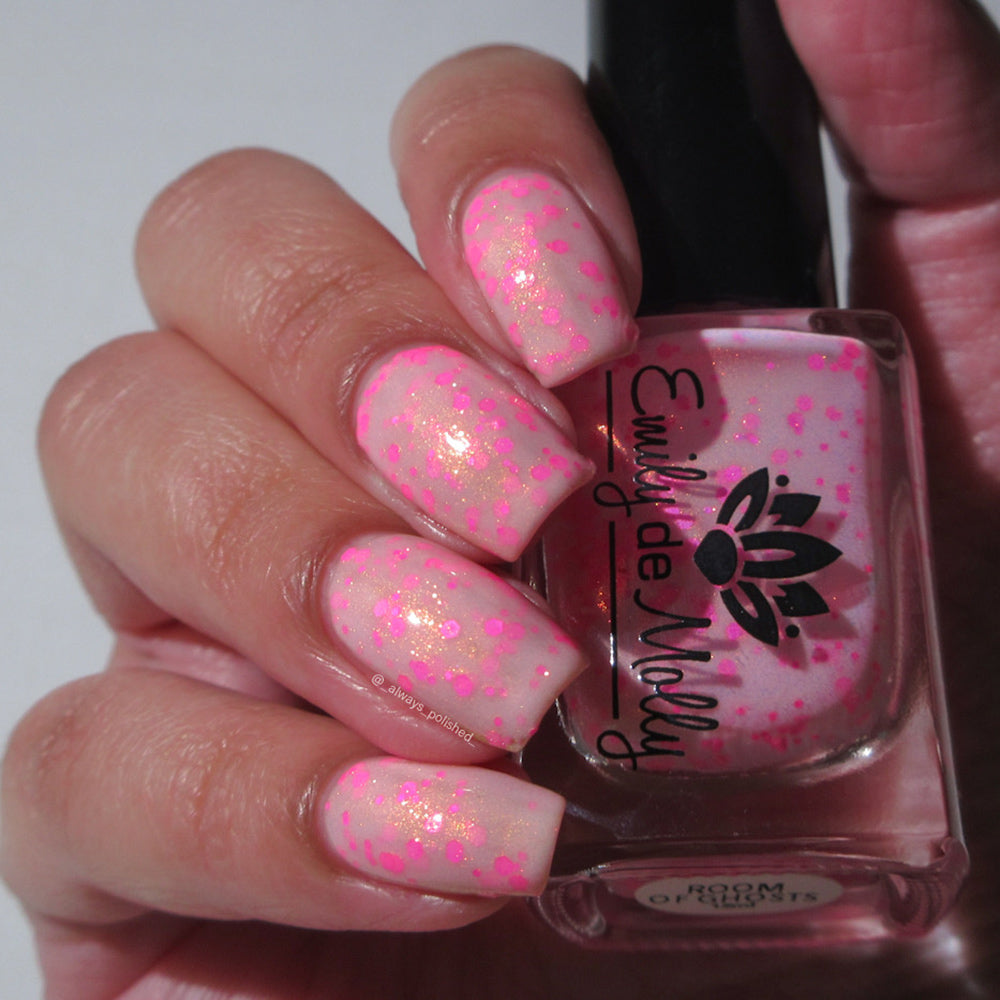 Room Of Ghosts image 2