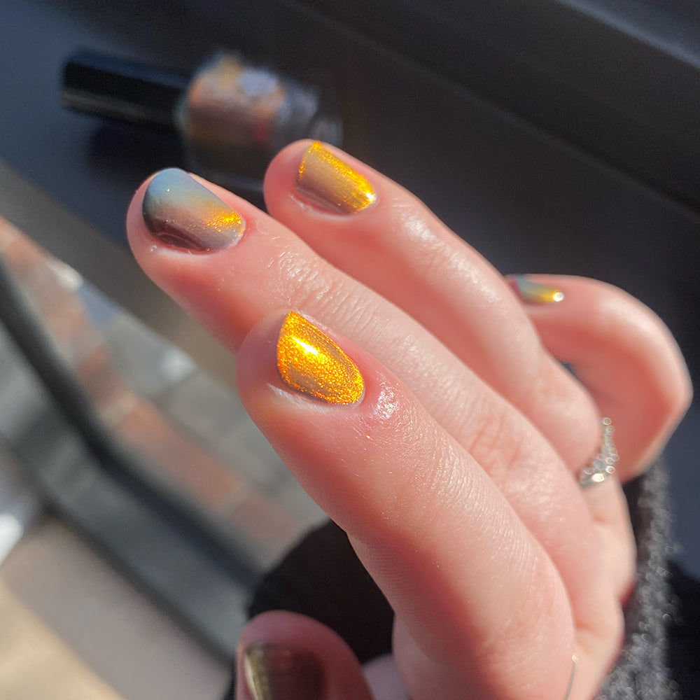 Dark Static image 34