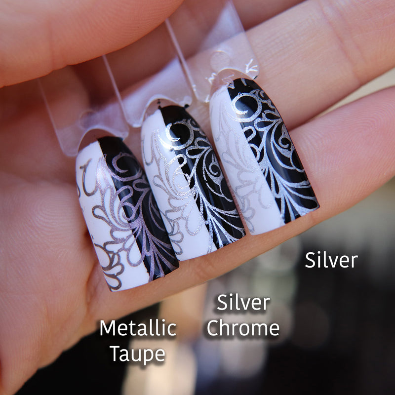 Silver Chrome Nail Polish image 10