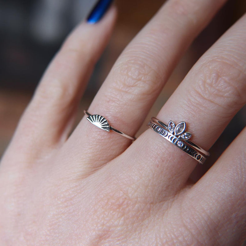 Beautiful adjustable fan ring in 925 Sterling Silver image 1