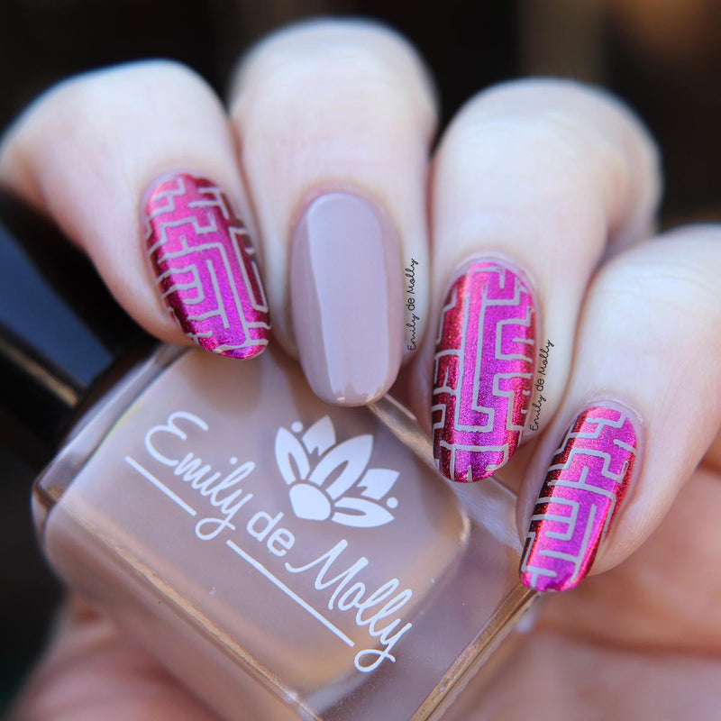 Taupe - stamping polish image 4