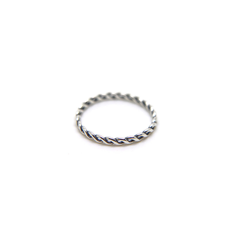 Delicate plaited ring in 925 Sterling Silver