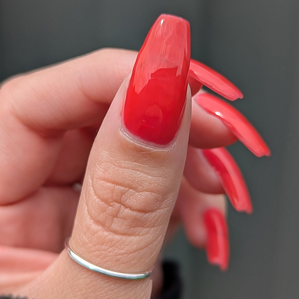 Sheer Tint Crimson