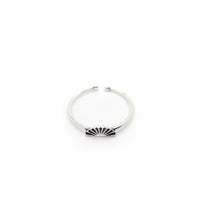 Beautiful adjustable fan ring in 925 Sterling Silver image 3