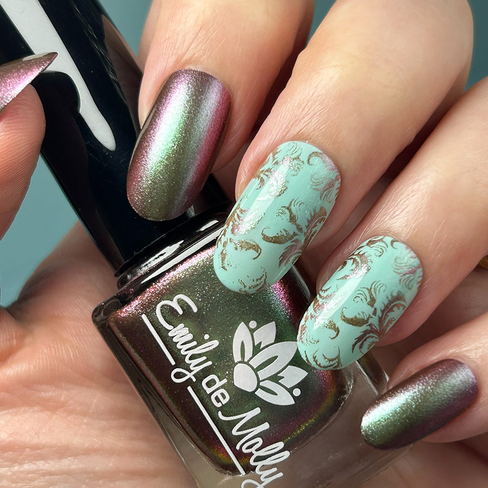 Green / Brown / Red - multichrome stamping polish image 2